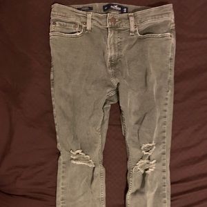 Distressed Green Super Skinny jeans